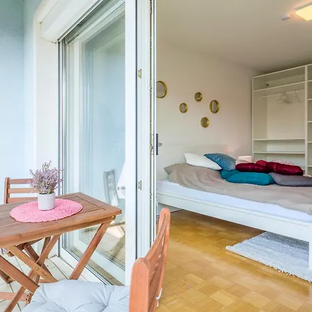 Apartment Eg R Sunny 3-zimmer Naehe Salzburg *