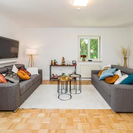 Apartment Eg R Sunny 3-zimmer Naehe Salzburg